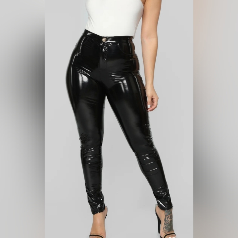 Fashion Nova Glossy Black Leggings